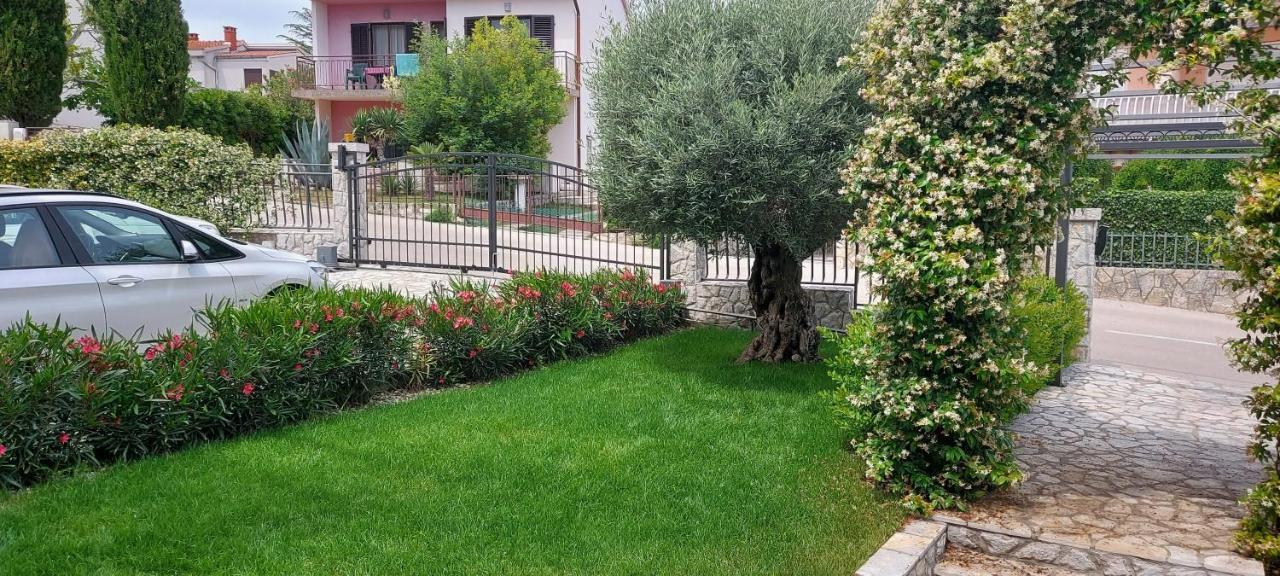 Apartmani Tomislav Кърк Екстериор снимка